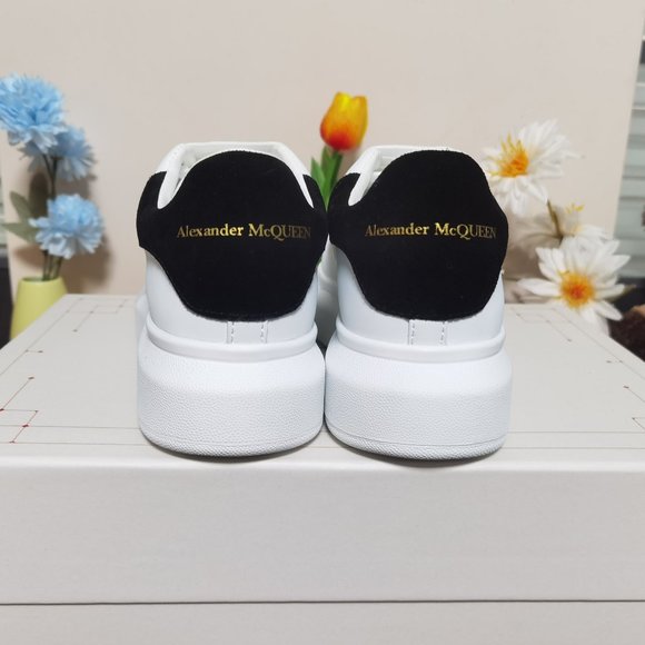 Women's shoes Alexander McQeen sneakers - Picture 3 of 5